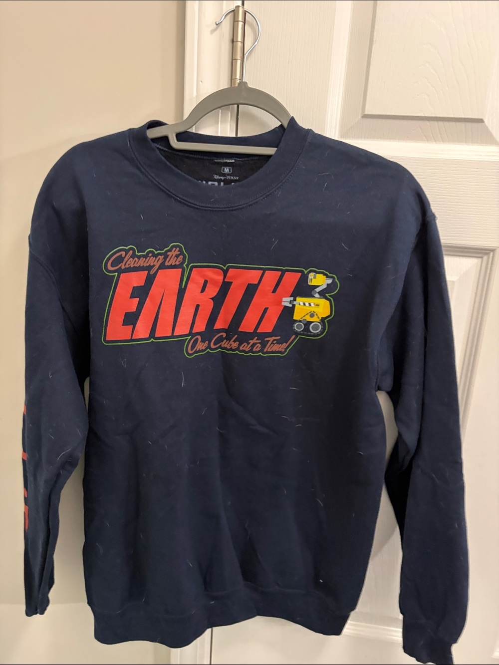 Disney Wall. E Navy Graphic Crewneck Sweatshirt with Red EARTH Print